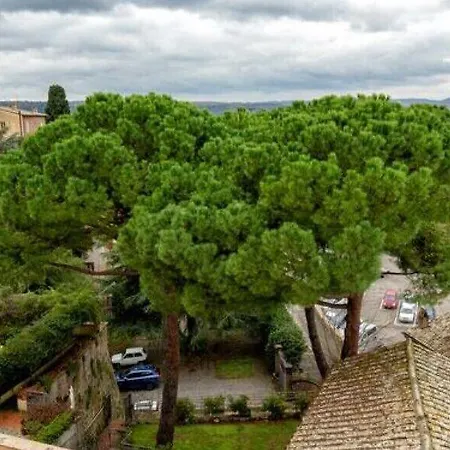 Istituto Ss Salvatore Affittacamere 3*