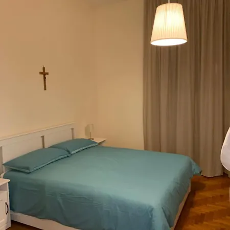 Istituto Ss Salvatore Πανσιόν 3*
