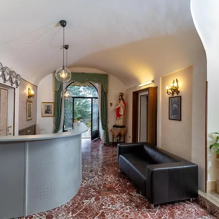 Istituto Ss Salvatore Πανσιόν 3*